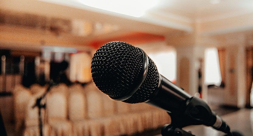 Read more about the article Overcoming the Fear of Public Speaking